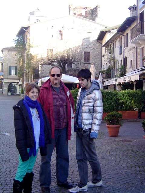 Navigator Paulie sends us to a town on a penninsula on Lake Guarda called Sirmione