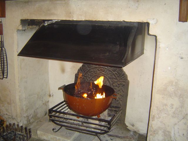 An Aussie innovation- Weber in the fireplace (for the Turkey- the Goose is in the oven)