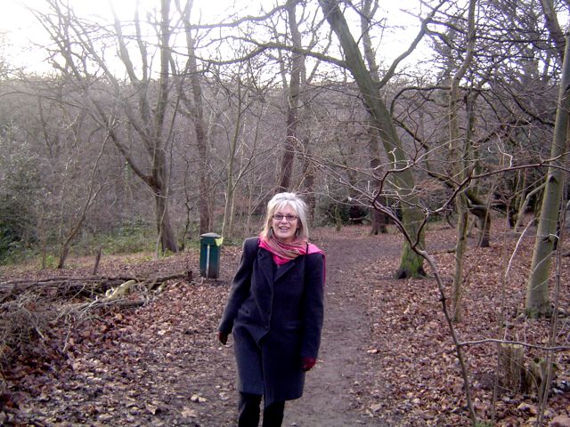 Walking back to Charlie's through Queen's Wood before scooting off to Valencia