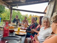 A mix of Kiwi, Brit, French, Portuguese and Spanish women made for interesting dinner conversations for all (including the 3 men)