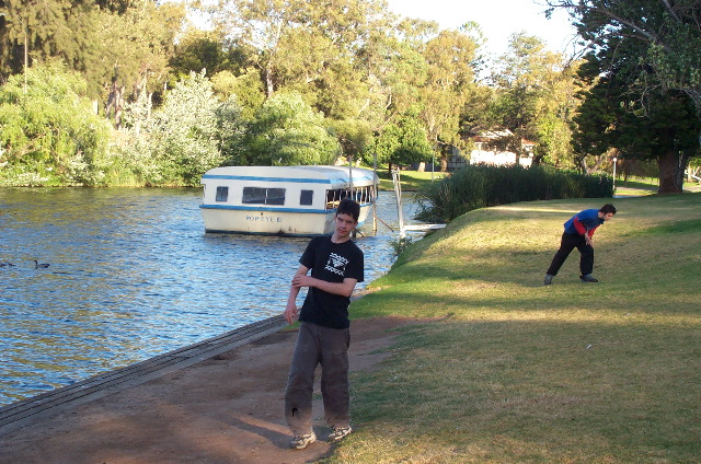 A walk on the Torrens