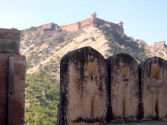 The walk up to the palace