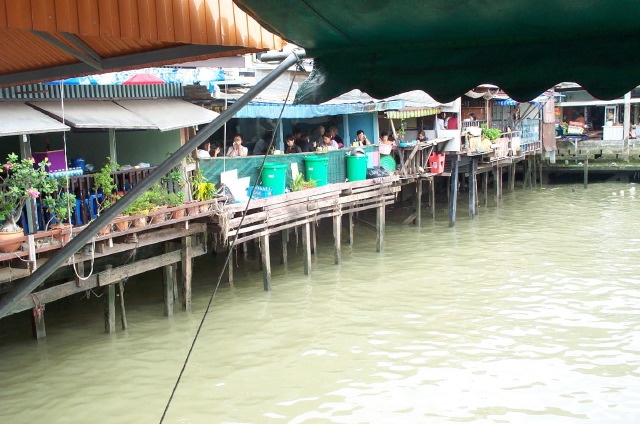 Lunch at Chao Phraya River